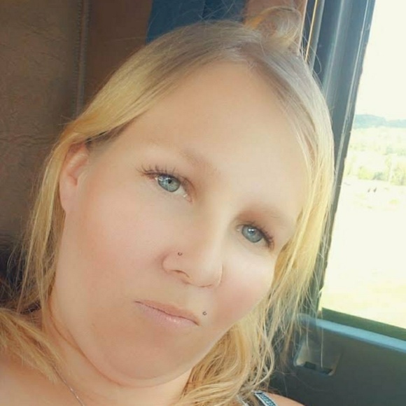ashleydesautels